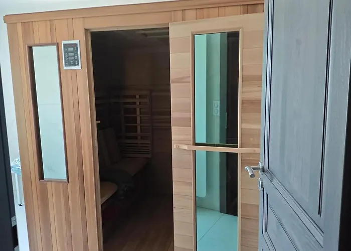 Maison Familiale Avec Sauna A
